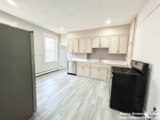 168 Gove St Unit 5, Boston, MA 02128