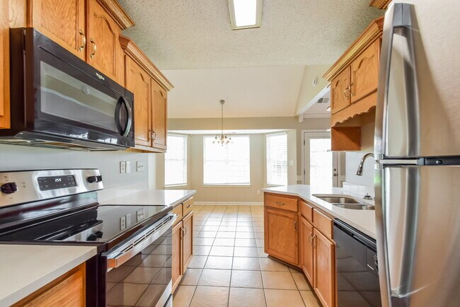 8359 Olivia Ln, Southaven, MS 38672 - photo 7