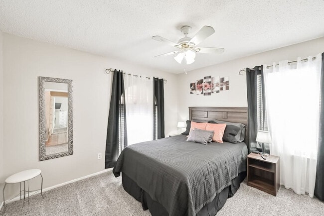 1712 Meadowlane Terrace unit ID1301585P, Fort Worth, TX 76112 - photo 5