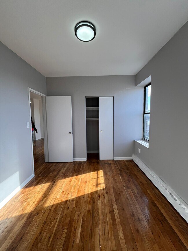 117 Wade St unit 4G, Jersey City, NJ 07305 - photo 6