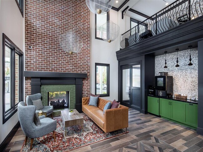 Leasing Center