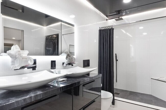 The Summit Beach Resort Condominium unit ID1354893P, Panama City Beach, FL 32408 - photo 7