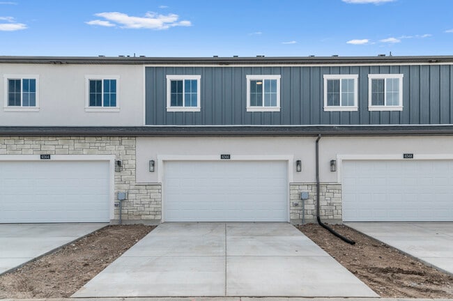 6566 W Raynolds Peak Way, West Jordan, UT 84081 - photo 3