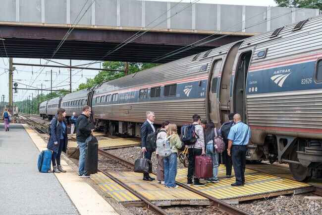 Not too far from New London Township, Newark Station is a hopping-off point commuters.