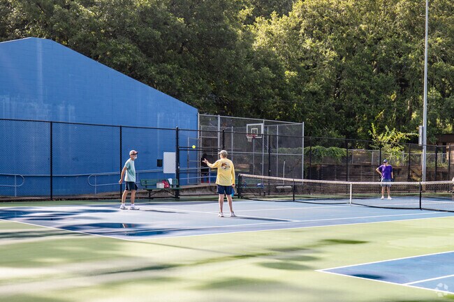 Winthrop Park while living in Tallahassee, FL has a great pickleball court.
