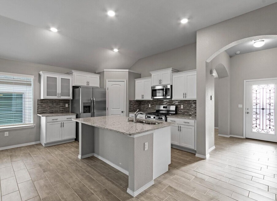 1068 Nepal Sky St unit 36473622, El Paso, TX 79928 - photo 3