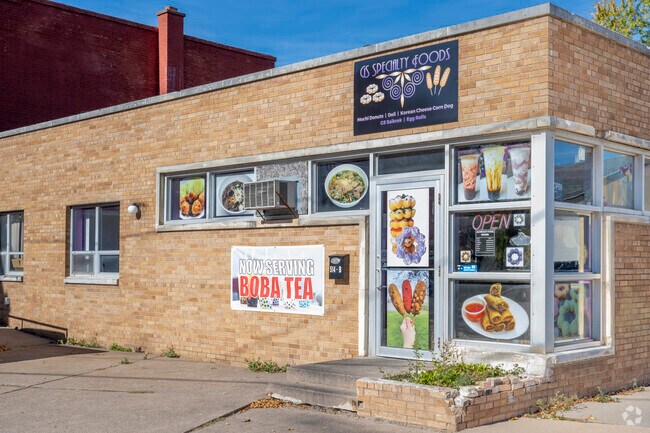 GS Specialty Foods in Athletic Park offers Boba Tea, noodle dishes, and more.