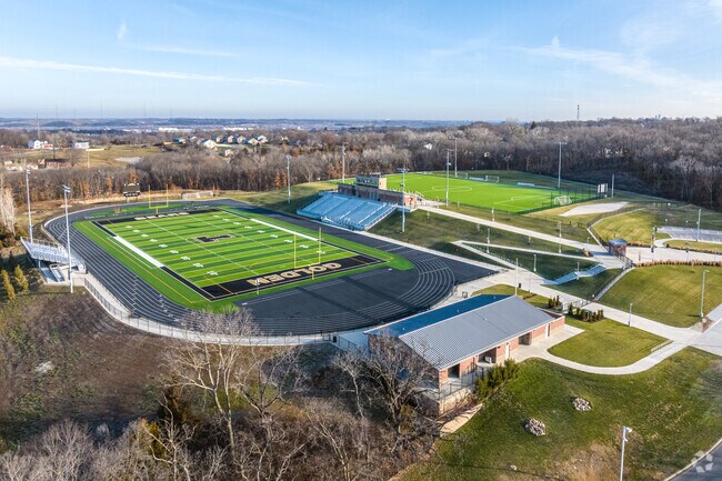 Turner High School has approximately 1,100 students in grades 9-12.