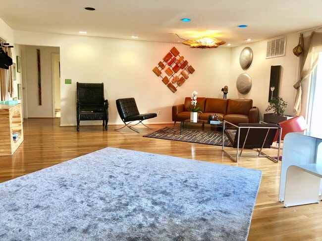 Park Terrace, Baltimore, MD 21208 - photo 6