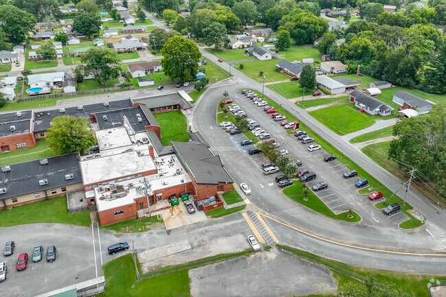 Cloud Springs Elementary is in the Catoosa County School District.