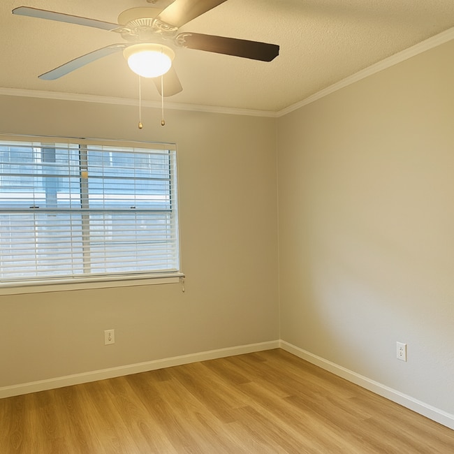 301 Tri City Beach Rd unit 2, Baytown, TX 77520 - photo 6