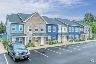 401 Dumont Rd, Stewartsville, NJ 08886