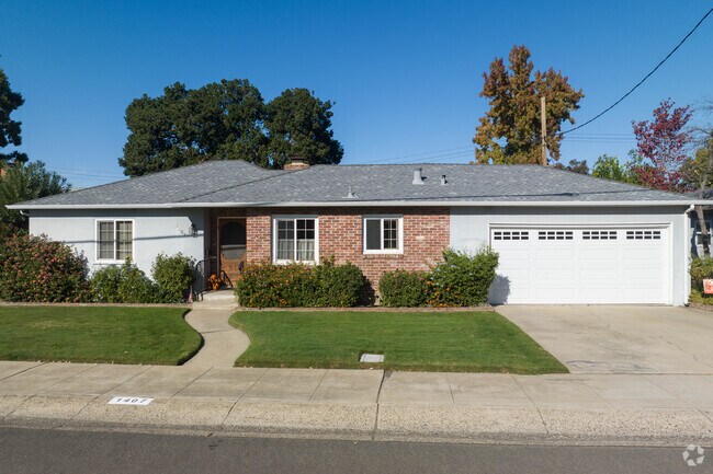 If you are looking for affordable single-family homes surrounded by vineyards, check out Lodi.