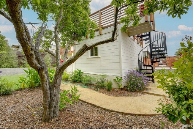 7323 Waldo Ln unit ID1305091P, El Cerrito, CA 94530 - photo 4