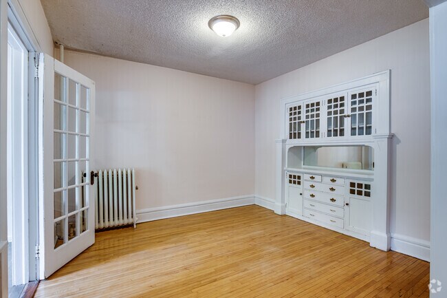 2876 Humboldt Ave S, Minneapolis, MN 55408 - photo 7