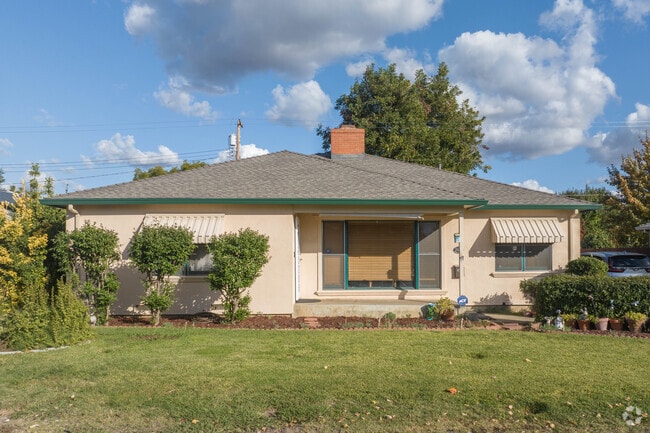 There are a few mid-century, smaller homes on the outskirts of Downtown Lodi.