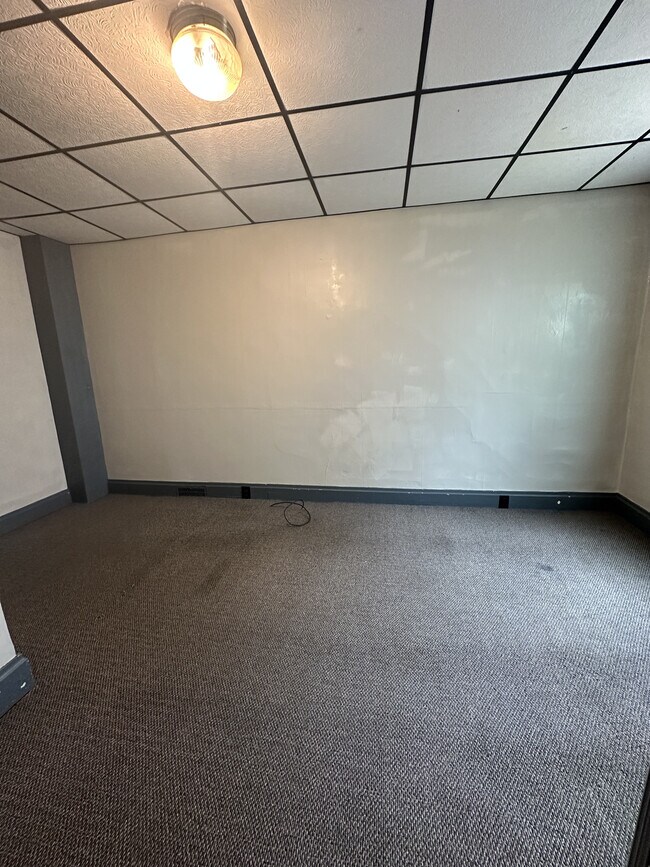 1608 Main St unit Lower Apartment, Stevens Point, WI 54481 - photo 7