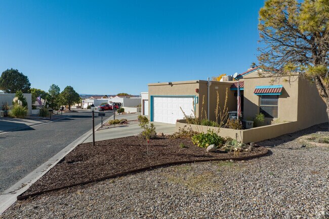 Single family homes with garages are standard in Rio Communities.