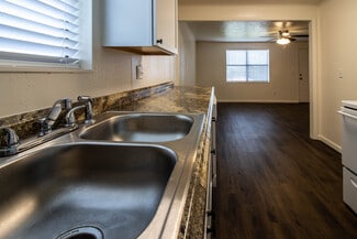 8123 Sanderson Ln Unit 8123, Texarkana, AR 71854