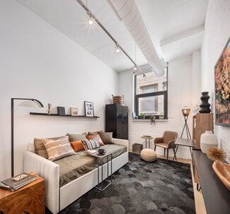 717 S Clark St, Chicago, IL 60605