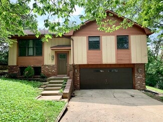 2317 Independence Ct, Jefferson City, MO 65109