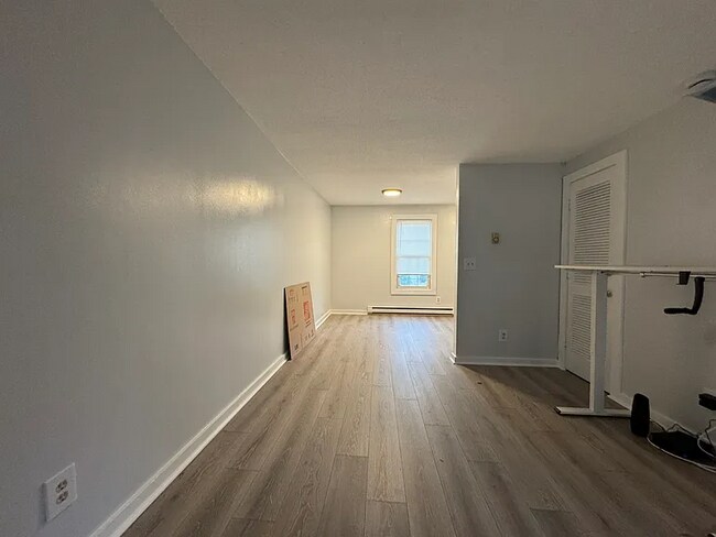 259 Main St S unit 4, Woodbury, CT 06798 - photo 2
