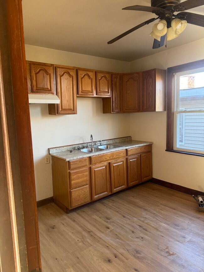 6609 S California Ave unit 2nd floor front, Chicago, IL 60629 - photo 3