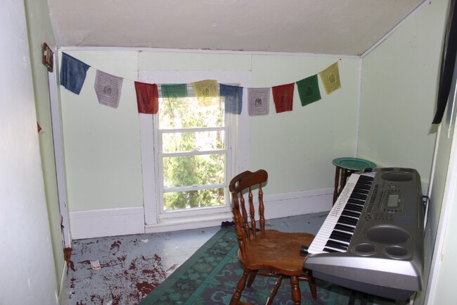 3 Park St unit B, Orono, ME 04473 - photo 5