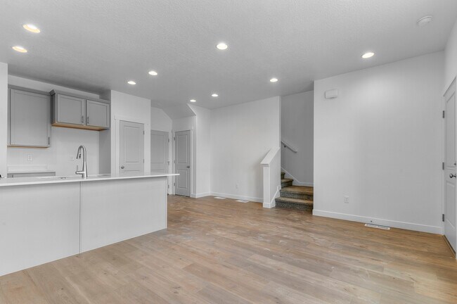 1866 N 3600 W, Lehi, UT 84043 - photo 5