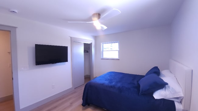 1704 S Forest Dr, Knoxville, TN 37920 - photo 3