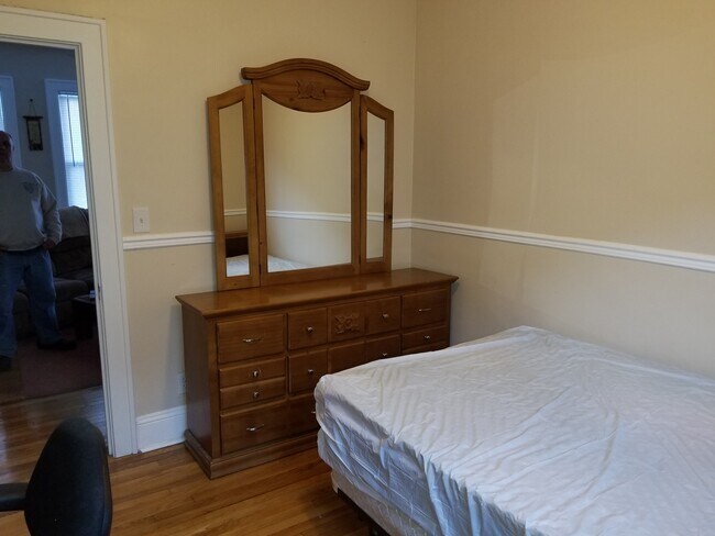 13 N Jay St unit 2, Schenectady, NY 12305 - photo 7