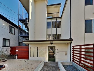 240 Athol Ave Unit 201, Oakland, CA 94606