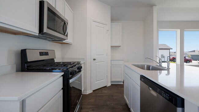 1122 Celosia Loop unit 36199674, Kyle, TX 78640 - photo 5