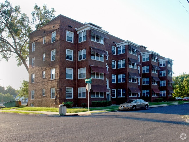 Linn Terrace Apartments