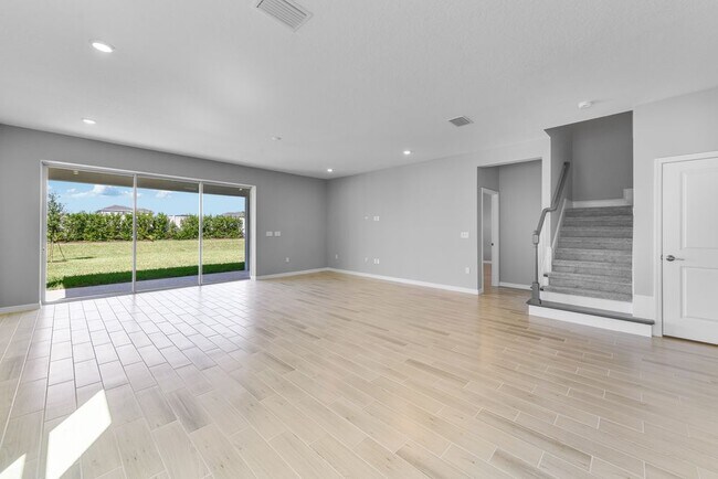 8562 Big Dipper Dr, Sarasota, FL 34241 - photo 3