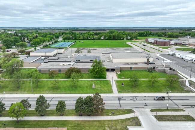 Wahpeton High School