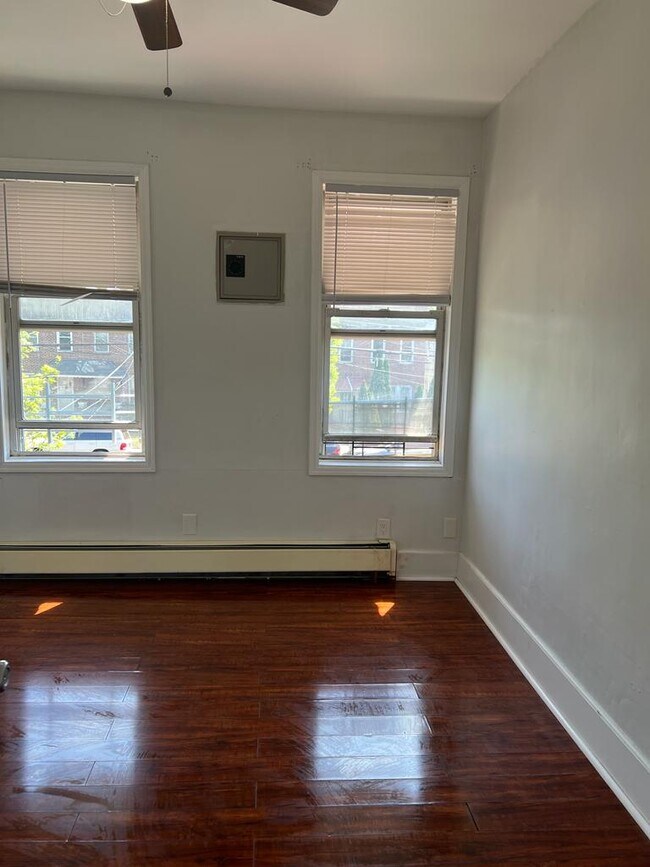 Front Bedroom 2