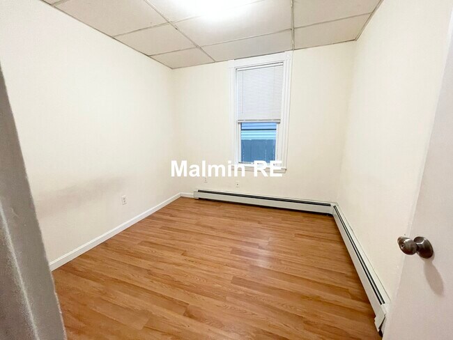 1572 Tremont St unit 1, Roxbury Crossing, MA 02120 - photo 7