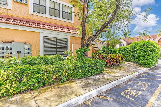 10441 SW 156th Ct unit 411, Miami, FL 33196 - photo 2