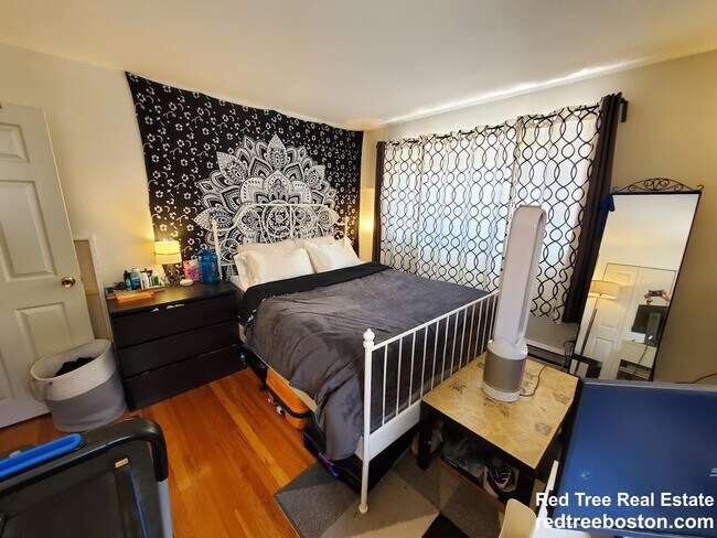 245 Kelton St unit 24, Allston, MA 02134 - photo 5