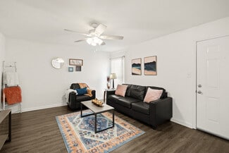 1924 W Pensacola St, Tallahassee, FL 32304