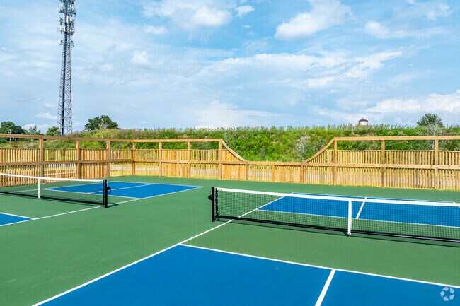 Pickleball Courts