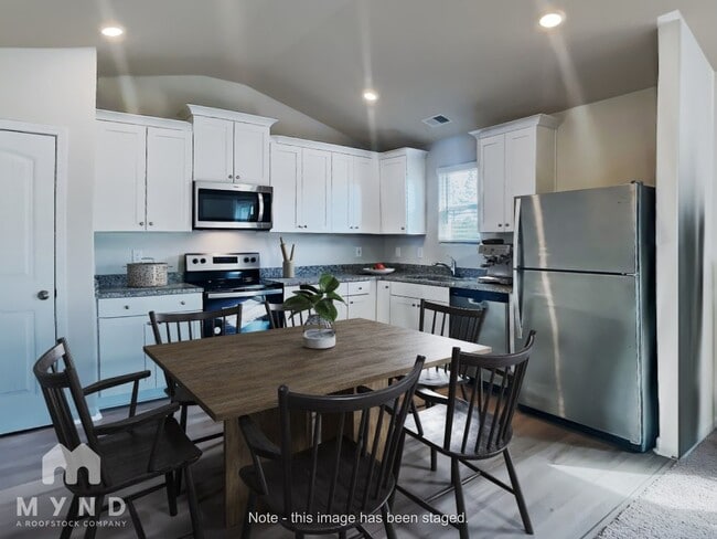 365 Taverners Ln, Angier, NC 27501 - photo 2