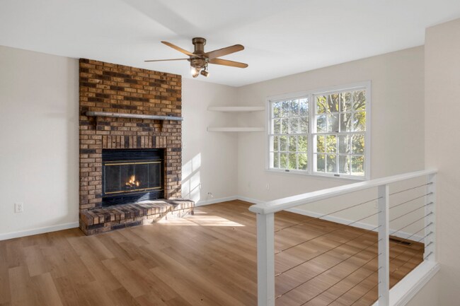 1755 Fountainbleu Dr, Worden, IL 62097 - photo 5