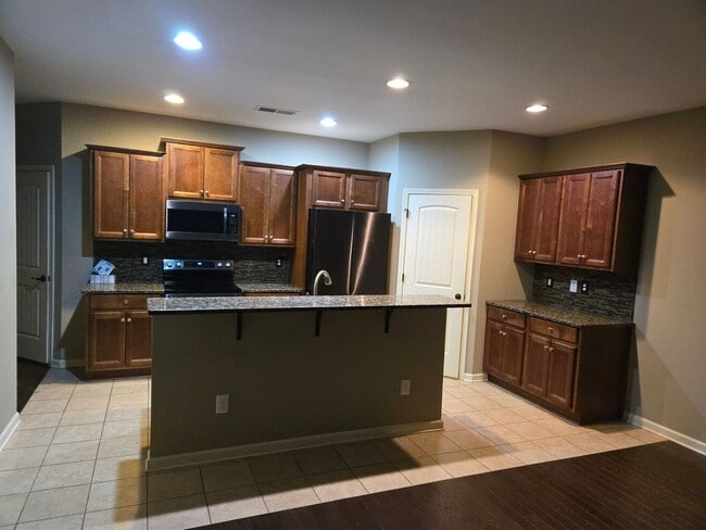 163 Sunset Ln, Woodstock, GA 30189 - photo 2