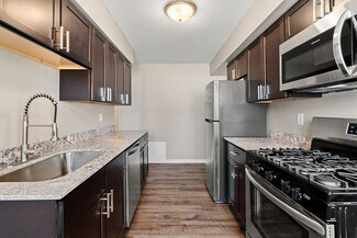 7136 60th Ave N, New Hope, MN 55428