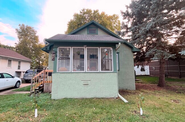 1112 Lincoln Way unit 1, Ames, IA 50010 - photo 2