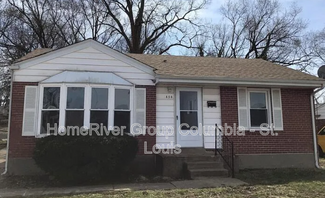 830 Pershall Rd, Florissant, MO 63031