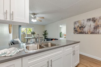 90 F St, Martinez, CA 94553