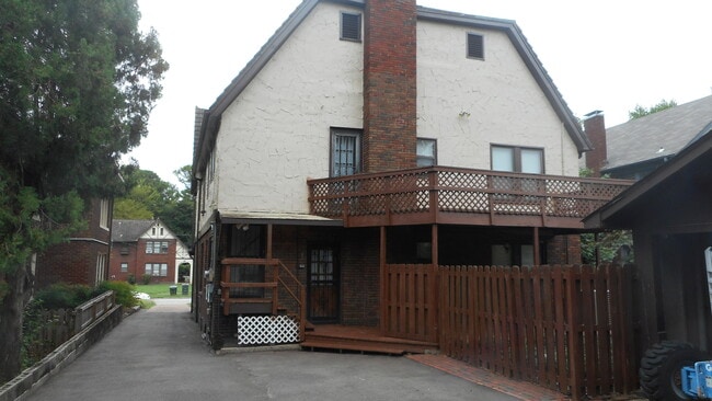 235 Hawthorne St, Memphis, TN 38112 - photo 3